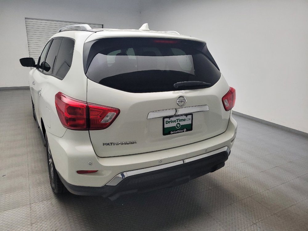 Used 2020 Nissan Pathfinder S FWD image 6