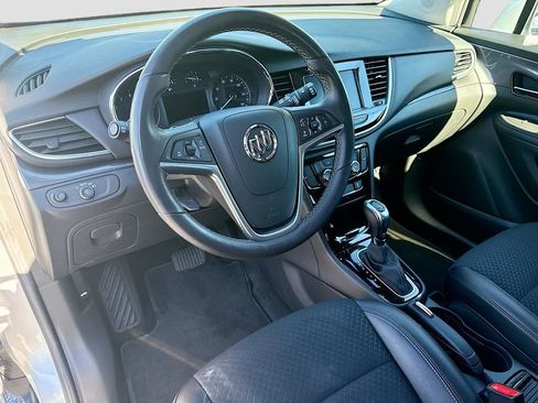 Used 2022 Buick Encore Preferred w/ Safety Package image 9