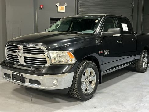 Used 2019 RAM 1500 Big Horn AWD/4WD image 3