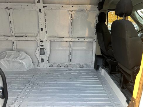 Used 2021 RAM ProMaster 2500 image 24