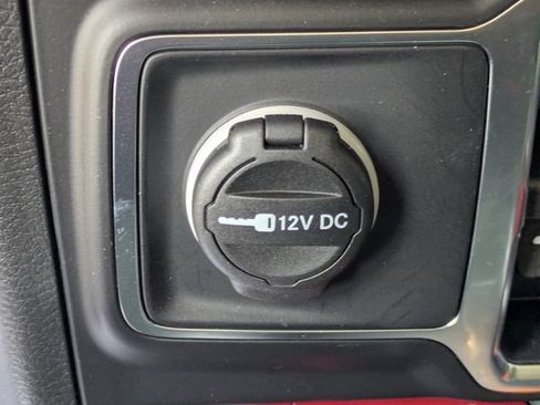 Used 2023 Jeep Wrangler Unlimited Rubicon 4xe AWD/4WD image 23