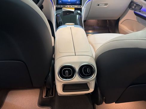 Used 2026 Mercedes-Benz GLC 300 image 23