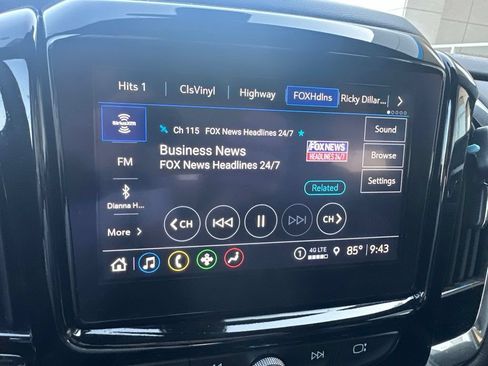 Used 2023 Chevrolet Traverse LT w/ LPO, Floor Liner Package AWD/4WD image 14