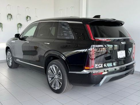 New 2026 Cadillac Vistiq Luxury image 34
