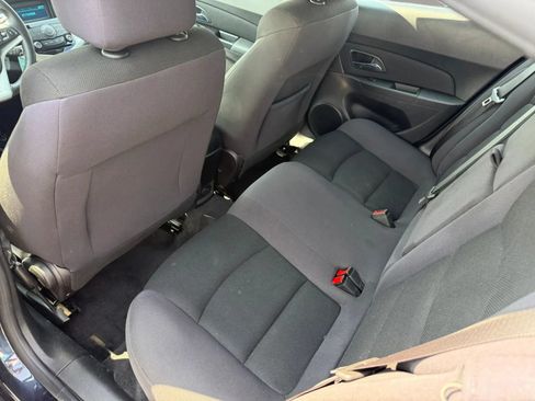 Used 2014 Chevrolet Cruze LT FWD image 28