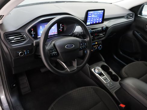Used 2025 Ford Escape Active AWD/4WD image 13