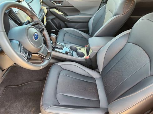 Certified 2025 Subaru Crosstrek 2.5i Limited w/ Crosstrek Mirror Package image 13