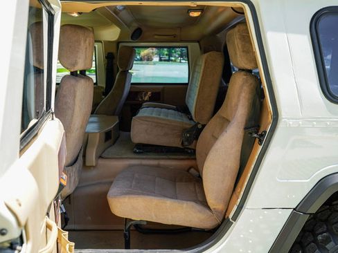 Used 1995 HUMMER H1 4-Door Wagon image 55