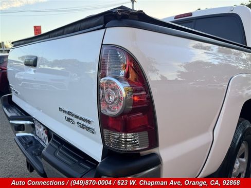 Used 2013 Toyota Tacoma PreRunner w/ SR5 Pkg RWD image 29