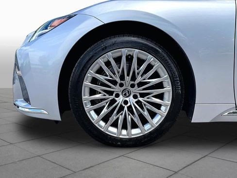 Used 2024 Lexus LS 500 RWD image 10