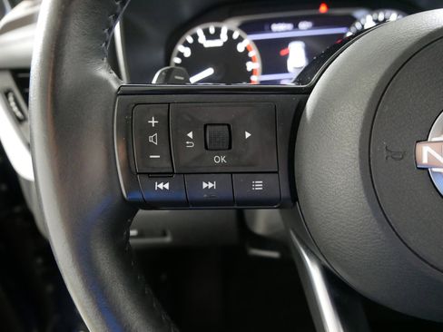 Used 2023 Nissan Rogue SL AWD/4WD image 27