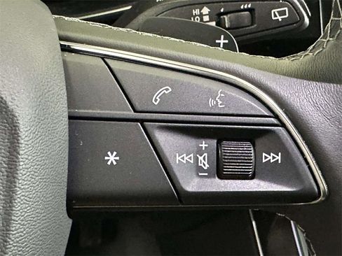 Used 2023 Audi Q8 Premium w/ Convenience Package image 26