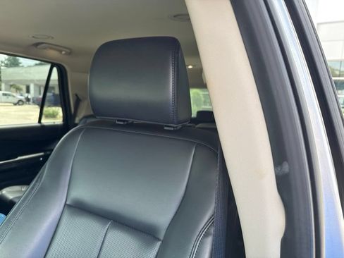 Used 2023 Ford Expedition XLT RWD image 7