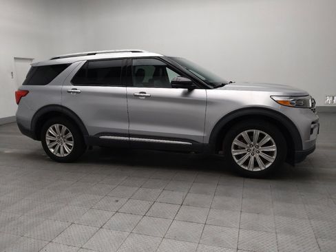 Used 2020 Ford Explorer Limited w/ Class III Trailer Tow Package image 11