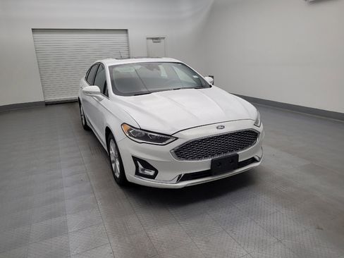 Used 2019 Ford Fusion Energi Titanium image 13