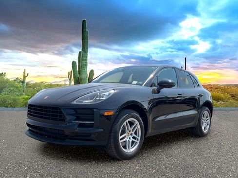 Used 2019 Porsche Macan AWD/4WD image 2