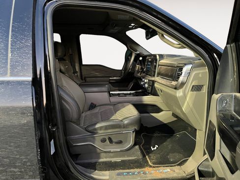 Used 2025 Ford F450 Platinum w/ Platinum Plus Package AWD/4WD image 15