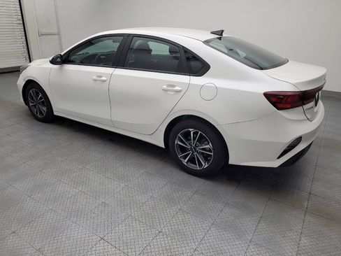 Used 2023 Kia Forte LXS w/ LXS Technology Package image 3