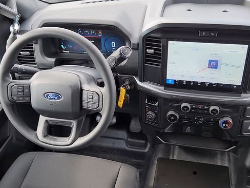 Used 2025 Ford F150 XL image 5