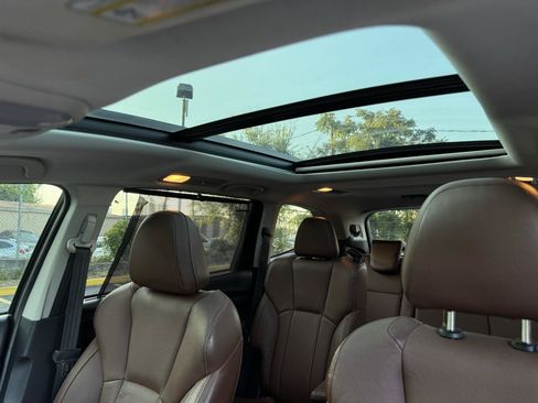 Used 2019 Subaru Ascent Touring AWD/4WD image 31
