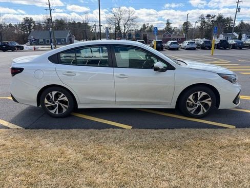 Used 2025 Subaru Legacy Premium AWD/4WD image 4