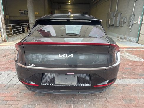 Certified 2024 Kia EV6 Wind w/ Wind Technology Package image 4