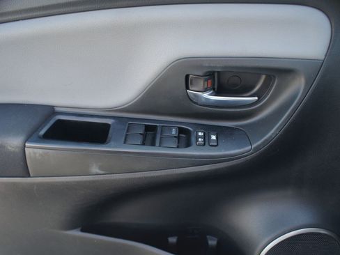 Used 2015 Toyota Yaris LE FWD image 22