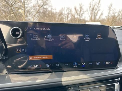 New 2026 Chevrolet Traverse LT w/ Midnight/Sport Edition image 24