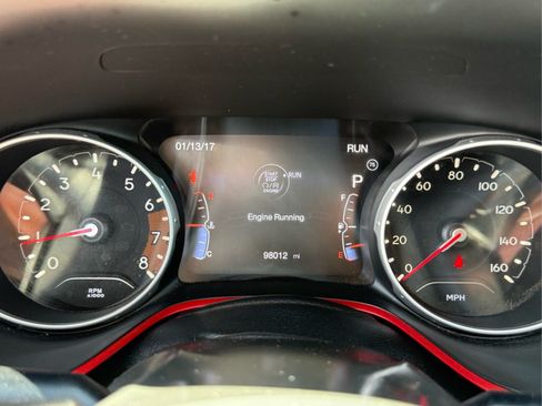 Used 2019 Jeep Compass Trailhawk AWD/4WD image 30