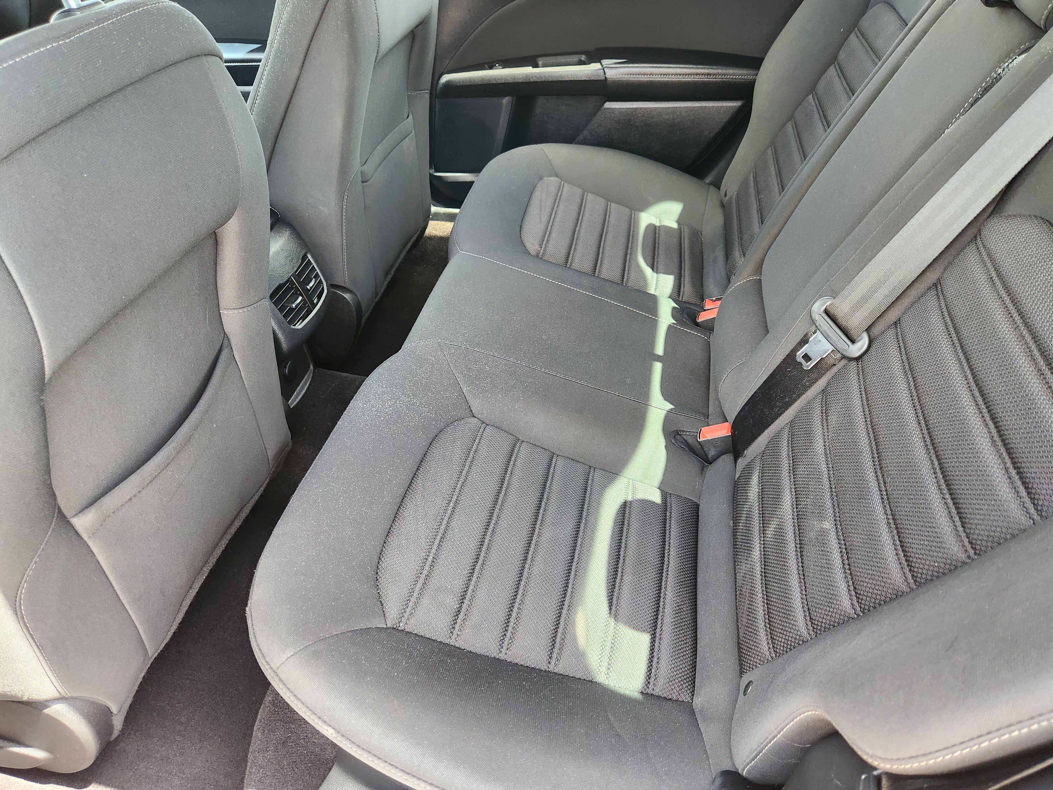 Used 2019 Ford Fusion SE FWD image 30