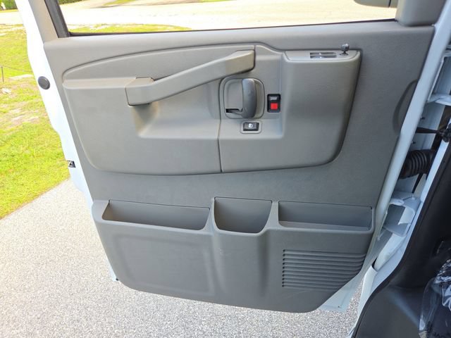 New 2026 GMC Savana 3500 Extended w/ Driver Convenience Package RWD image 12