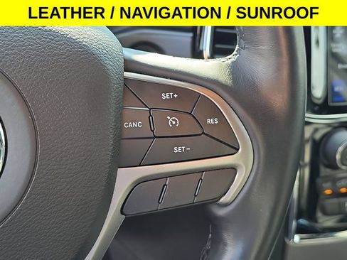 Used 2020 Jeep Grand Cherokee Limited AWD/4WD image 16
