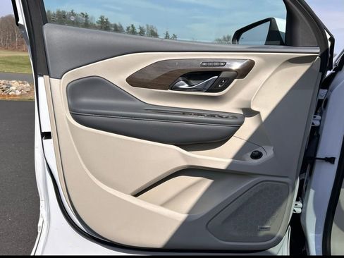 Certified 2023 GMC Terrain Denali image 18