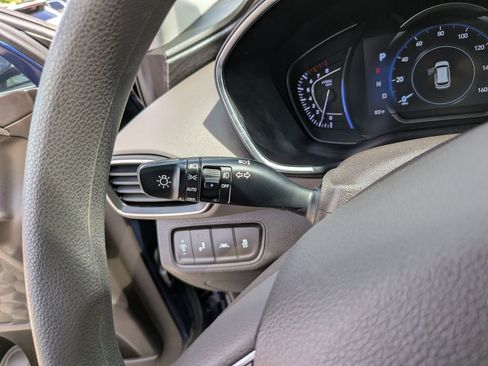 Used 2020 Hyundai Santa Fe SEL FWD image 31