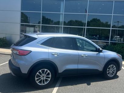 Used 2022 Ford Escape SE w/ Cold Weather Package