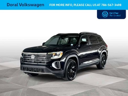 Used 2024 Volkswagen Atlas SE FWD image 1