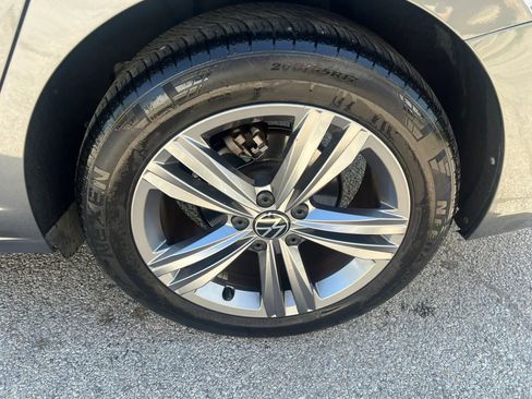 Used 2023 Volkswagen Jetta SE FWD image 13