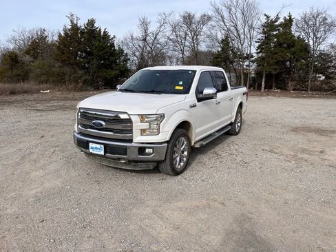 Used 2016 Ford F150 Lariat image 1