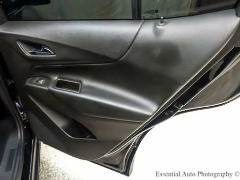 Used 2020 Chevrolet Equinox LT w/ Midnight Edition image 24