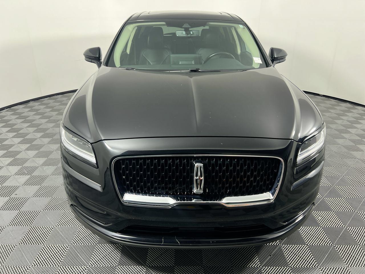 Used 2021 Lincoln Nautilus Reserve w/ Monochromatic Package AWD/4WD image 8