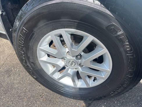 Used 2018 Nissan Frontier SV AWD/4WD image 37