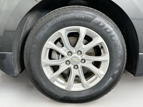 Used 2020 Chevrolet Equinox LT FWD image 11