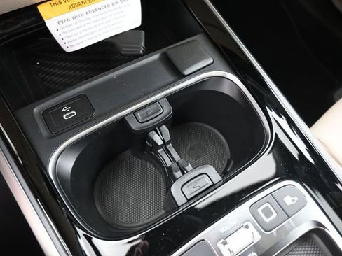 New 2026 Mercedes-Benz GLB 250 image 31