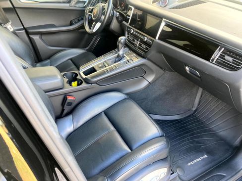 Used 2020 Porsche Macan image 15