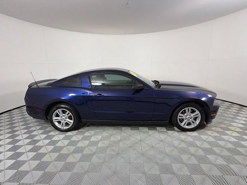 Used 2011 Ford Mustang Coupe w/ 101A Rapid Spec Order Code RWD image 4