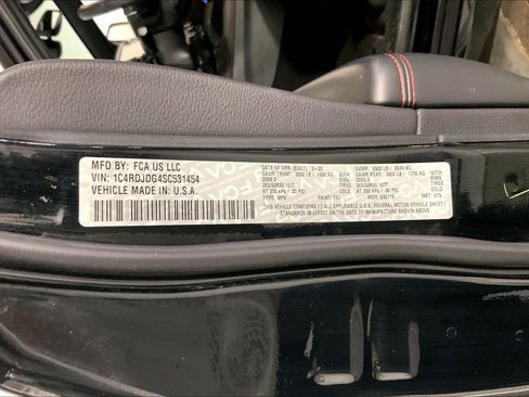 Used 2025 Dodge Durango GT image 32