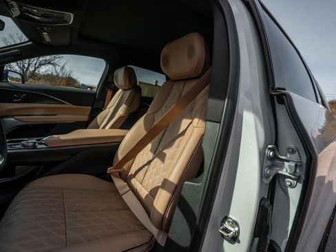 New 2024 Cadillac Lyriq Sport w/ Nappa Leather Package image 7