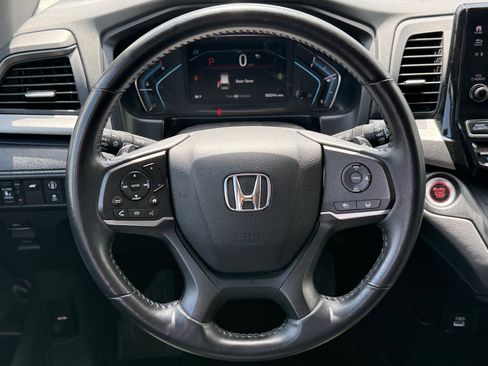 Used 2024 Honda Odyssey EX-L image 16