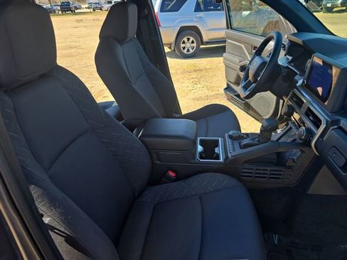 Used 2025 Toyota Tacoma SR5 image 10