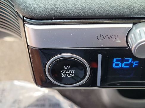 Used 2024 Hyundai Ioniq 5 SEL image 30